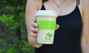 bamboo cup with silicone band & lid