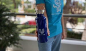 Blue double wall bottle with metal handle