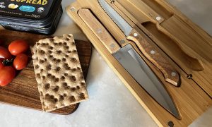 Upfield, Violife σετ μαχαίρια σε ξύλινο κουτί