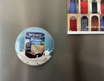 FrieslandCampina, ΝΟΥΝΟΥ μαγνητάκι ψυγείου με ανοιχτήρι